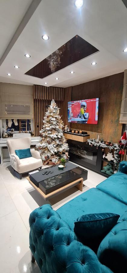 Design Apartment Platinium Spa Lux 5 Star "Havana" Completely Private Wellness & Spa Free Included Sauna & Jacuzzi & Salt Wall & Fire Place & 3D Ceilings & Business Wifi & Netflix & Keyless Code Entry & Full Smart App & Secure 2 Parking Place Ćuprija Eksteriør billede