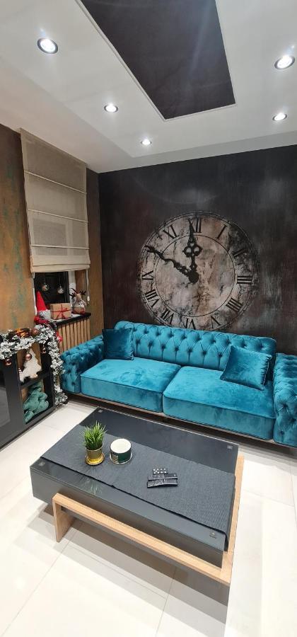 Design Apartment Platinium Spa Lux 5 Star "Havana" Completely Private Wellness & Spa Free Included Sauna & Jacuzzi & Salt Wall & Fire Place & 3D Ceilings & Business Wifi & Netflix & Keyless Code Entry & Full Smart App & Secure 2 Parking Place Ćuprija Eksteriør billede