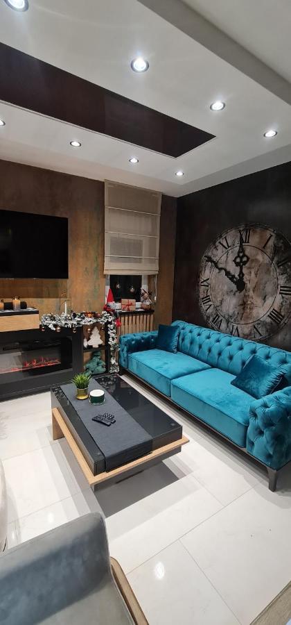 Design Apartment Platinium Spa Lux 5 Star "Havana" Completely Private Wellness & Spa Free Included Sauna & Jacuzzi & Salt Wall & Fire Place & 3D Ceilings & Business Wifi & Netflix & Keyless Code Entry & Full Smart App & Secure 2 Parking Place Ćuprija Eksteriør billede