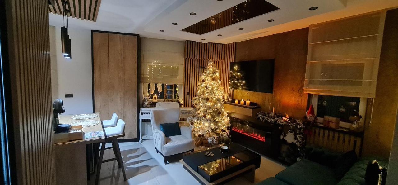 Design Apartment Platinium Spa Lux 5 Star "Havana" Completely Private Wellness & Spa Free Included Sauna & Jacuzzi & Salt Wall & Fire Place & 3D Ceilings & Business Wifi & Netflix & Keyless Code Entry & Full Smart App & Secure 2 Parking Place Ćuprija Eksteriør billede