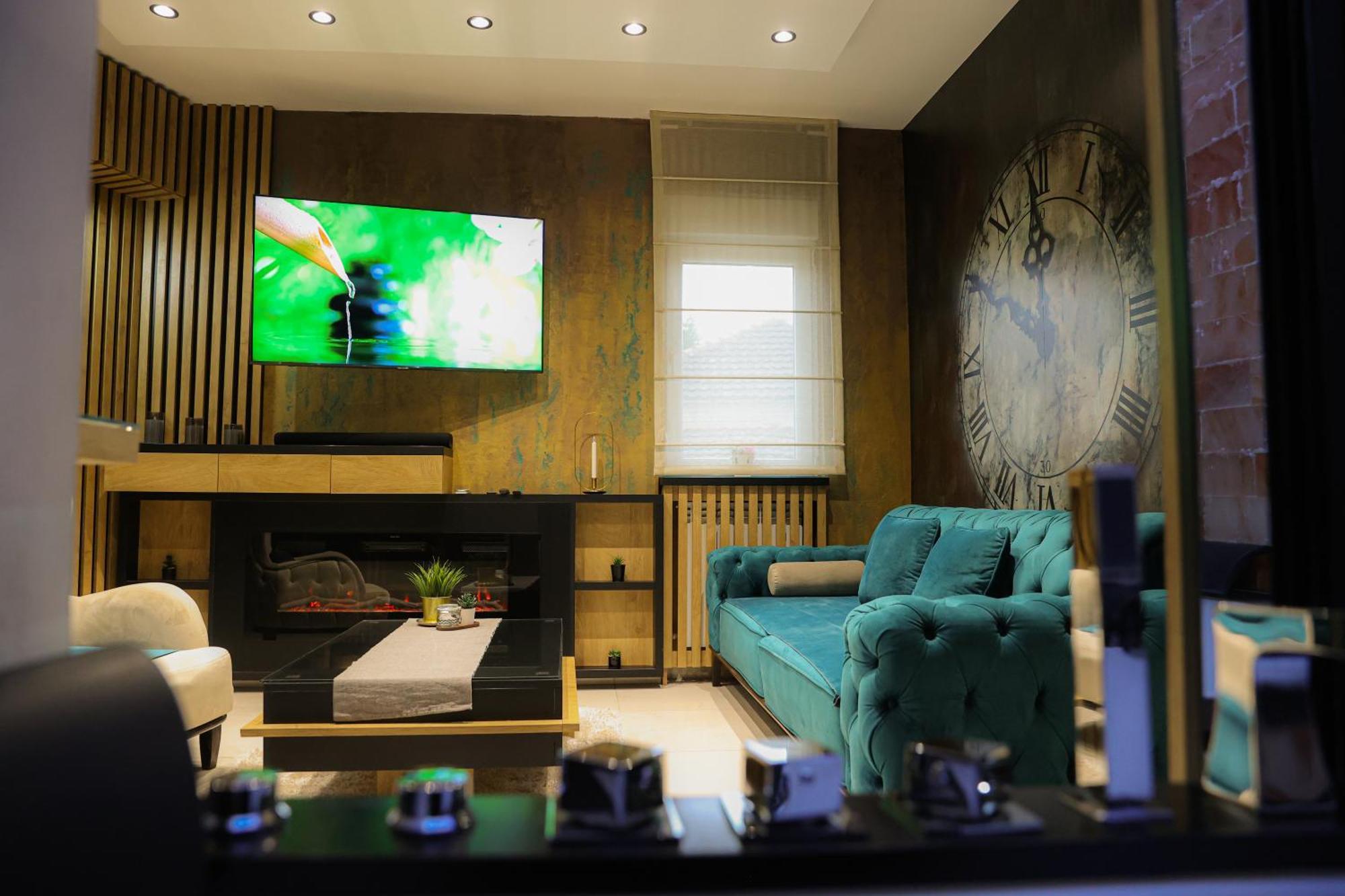 Design Apartment Platinium Spa Lux 5 Star "Havana" Completely Private Wellness & Spa Free Included Sauna & Jacuzzi & Salt Wall & Fire Place & 3D Ceilings & Business Wifi & Netflix & Keyless Code Entry & Full Smart App & Secure 2 Parking Place Ćuprija Eksteriør billede