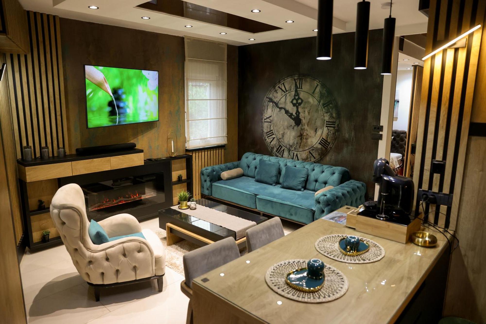 Design Apartment Platinium Spa Lux 5 Star "Havana" Completely Private Wellness & Spa Free Included Sauna & Jacuzzi & Salt Wall & Fire Place & 3D Ceilings & Business Wifi & Netflix & Keyless Code Entry & Full Smart App & Secure 2 Parking Place Ćuprija Eksteriør billede